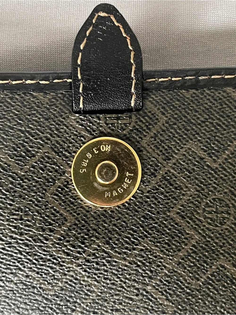 Lousier Paris Vintage Logo Black Crossbody Envelope Pocket Bag Black Gold